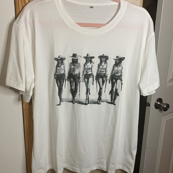 Western Cowgirls tee NEW in pkg - Picture 2 of 3